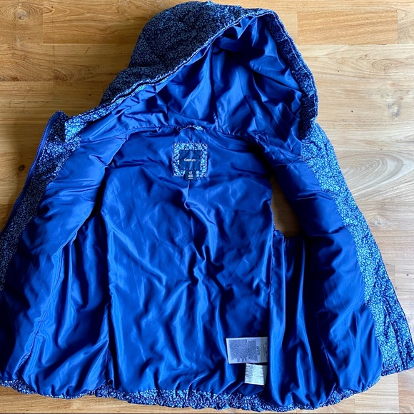 GAP 10Y Girls’ Blue Puffy Vest with Hood - Picture 3 of 6